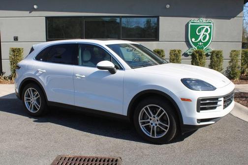 2024 Porsche Cayenne Base