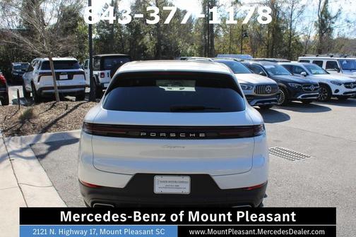 2024 Porsche Cayenne Base