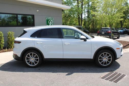 2019 Porsche Cayenne Base