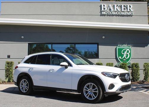 2025 Mercedes-Benz GLC 300 Base