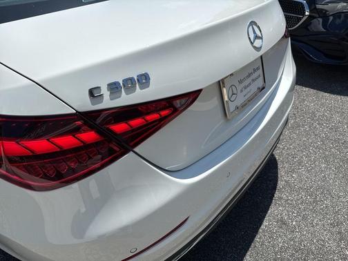 2022 Mercedes-Benz C-Class C 300