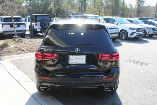 2025 Mercedes-Benz GLB 250 Base