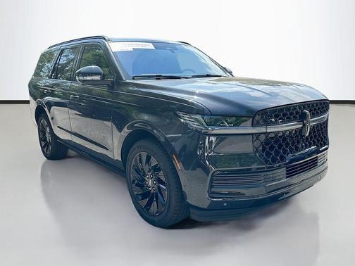 Starlight 2025 Lincoln Navigator Reserve