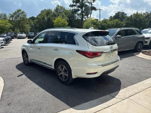 2016 INFINITI QX60 Base