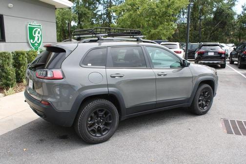 2022 Jeep Cherokee X