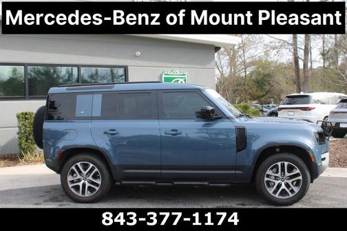 2021 Land Rover Defender 110 SE