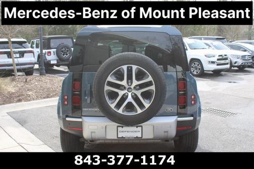 2021 Land Rover Defender 110 SE