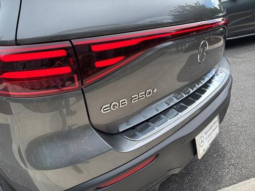 2024 Mercedes-Benz EQB 250 Base