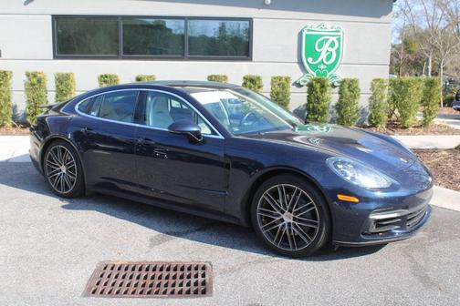 2018 Porsche Panamera 4S