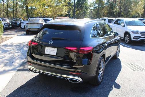 2025 Mercedes-Benz GLC 300 Base