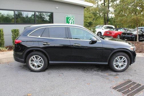 2025 Mercedes-Benz GLC 300 Base