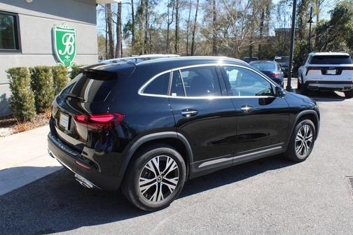 2025 Mercedes-Benz GLA 250 Base