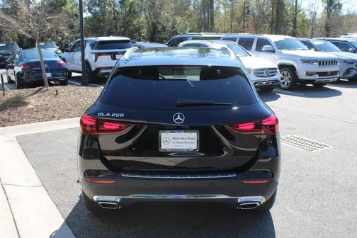 2025 Mercedes-Benz GLA 250 Base