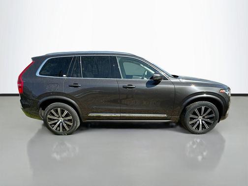 2023 Volvo XC90 B6 Plus 7-Seater