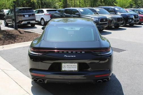 2021 Porsche Panamera 4