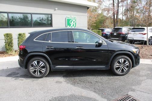 2025 Mercedes-Benz GLA 250 Base