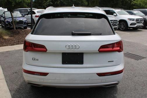2020 Audi Q5 40 Premium Plus