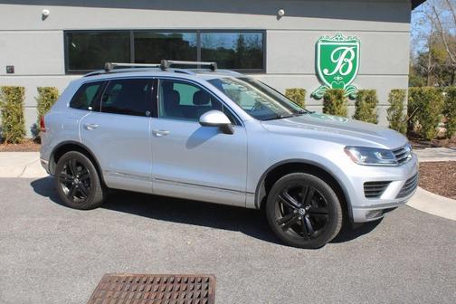 2017 Volkswagen Touareg V6 Wolfsburg Edition