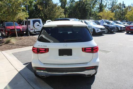 2025 Mercedes-Benz GLB 250 Base