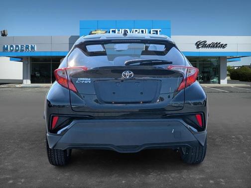2021 Toyota C-HR LE