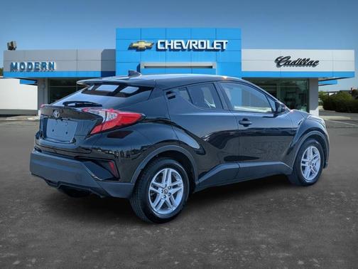 2021 Toyota C-HR LE