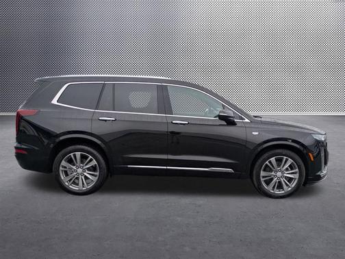 2025 Cadillac XT6 Premium Luxury FWD