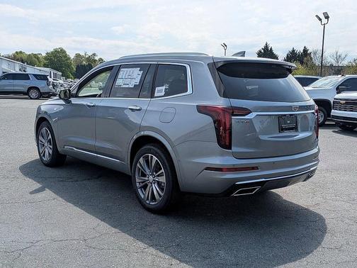 2025 Cadillac XT6 Premium Luxury FWD