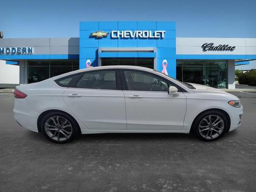 2020 Ford Fusion SEL