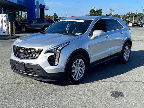 2022 Cadillac XT4 Luxury