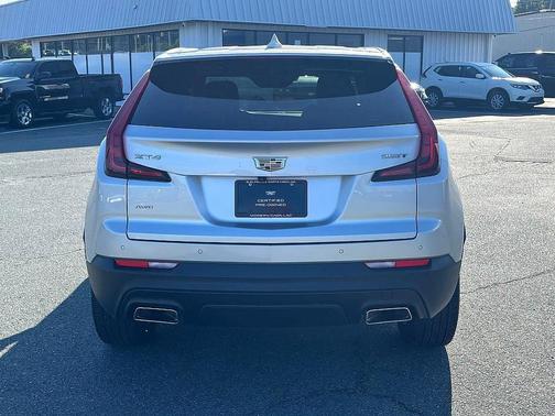2022 Cadillac XT4 Luxury