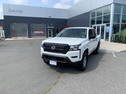 2024 Nissan Frontier S