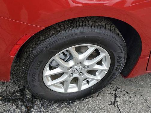 Red Hot Pearlcoat 2026 Chrysler Pacifica L