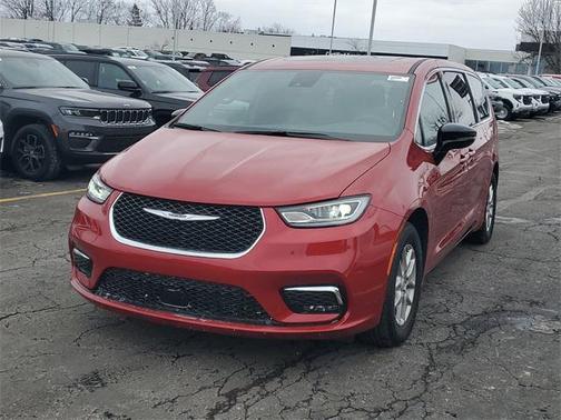 2026 Chrysler Pacifica L