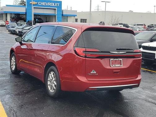 2026 Chrysler Pacifica L