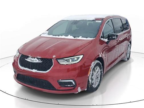 2026 Chrysler Pacifica L