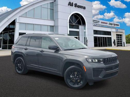 Baltic Gray Metallic Clearcoat 2026 Jeep Grand Cherokee Altitude