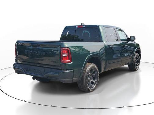 Serrano Green Metallic 2026 RAM 1500 Big Horn/Lone Star