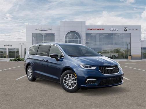 2025 Chrysler Pacifica L