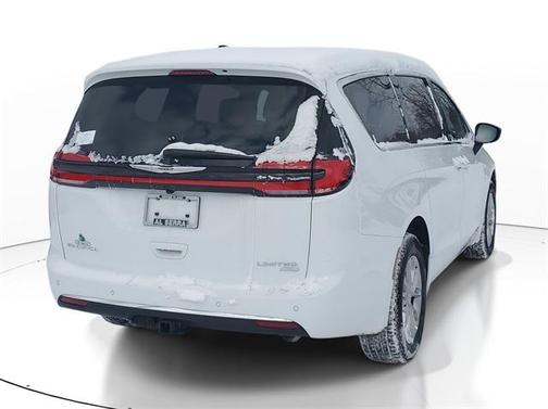 2026 Chrysler Pacifica Limited