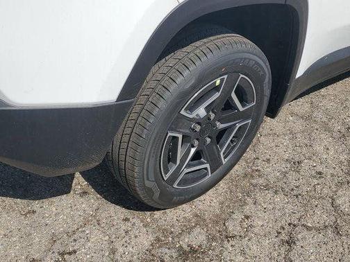 Bright White Clearcoat 2026 Jeep Cherokee Limited