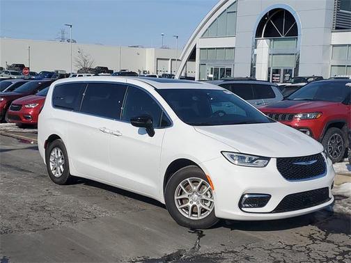 2026 Chrysler Pacifica L