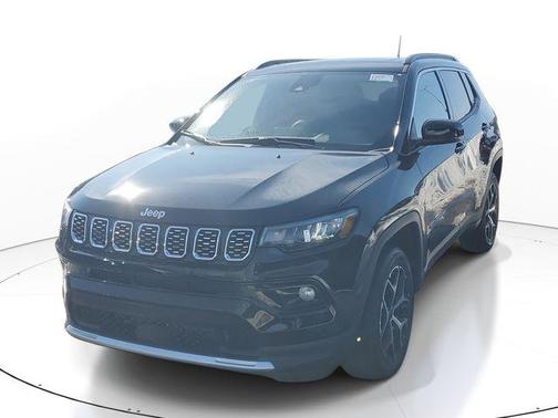 Diamond Black Crystal Pearlcoat 2026 Jeep Compass Limited