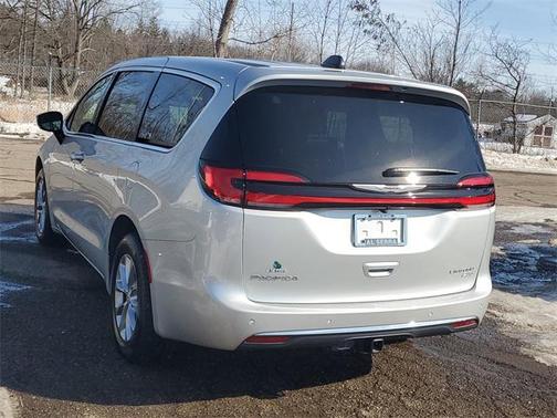 2026 Chrysler Pacifica Limited
