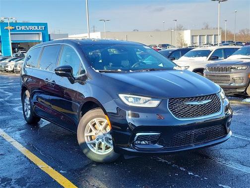 2026 Chrysler Pacifica L