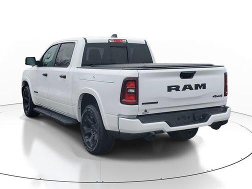 Bright White Clearcoat 2026 RAM 1500 Big Horn/Lone Star