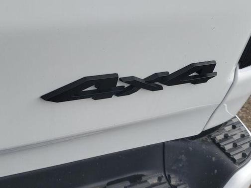 Bright White Clearcoat 2026 RAM 1500 Big Horn/Lone Star