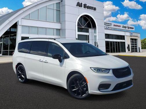 2026 Chrysler Pacifica L