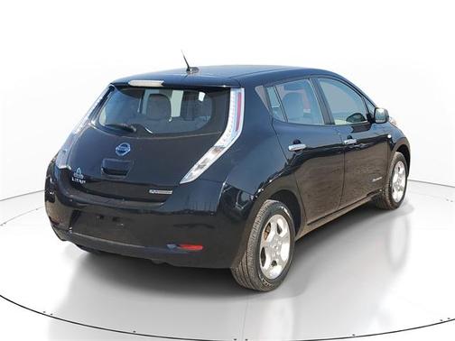 2011 Nissan Leaf SV