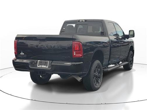 2026 RAM 2500 Big Horn Crew Cab 4x4 6'4' Box