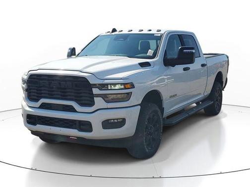 Bright White Clearcoat 2026 RAM 2500 Big Horn Crew Cab 4x4 6'4' Box